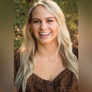 Meet your Posher, Bailey